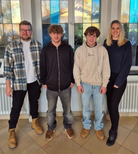 Verbindungslehrer und Schülersprecher